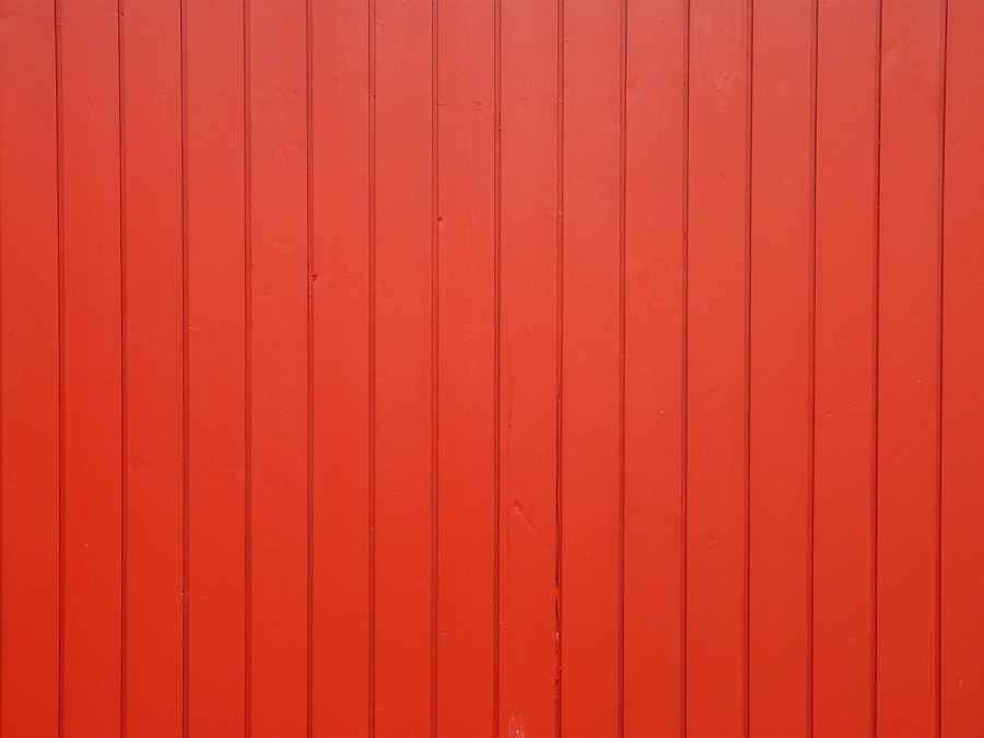 Забор из профнастила HL-10474, красный